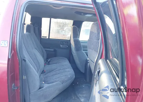 2002 GMC Sonoma Sls from USA, damaged, VIN 1GTDT13W42K210235